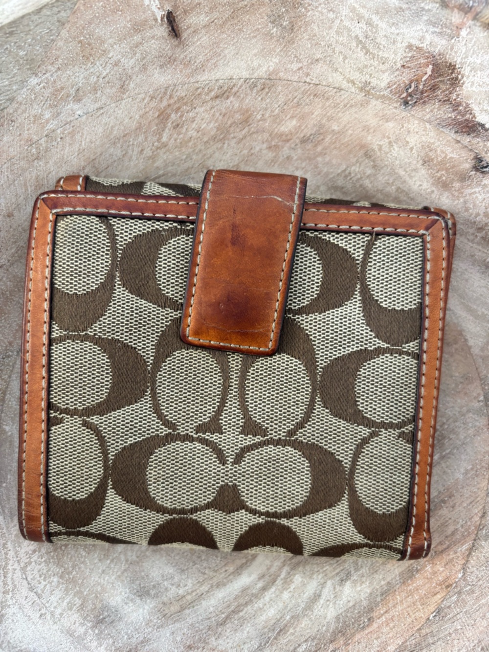 ๐ฟ๐ฆ Vintage Coach Signature Canvas Bifold Leather Wallet in Brown and Tan - Picture 6 of 12